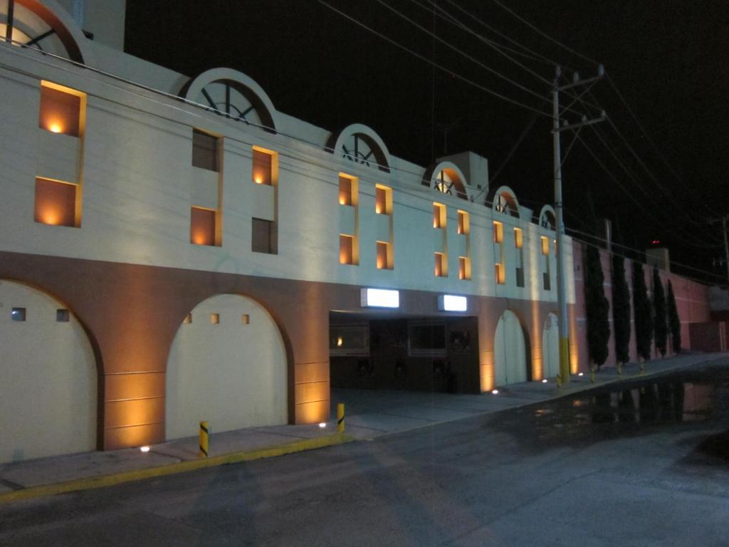 Motel Paris Puebla Exteriör bild